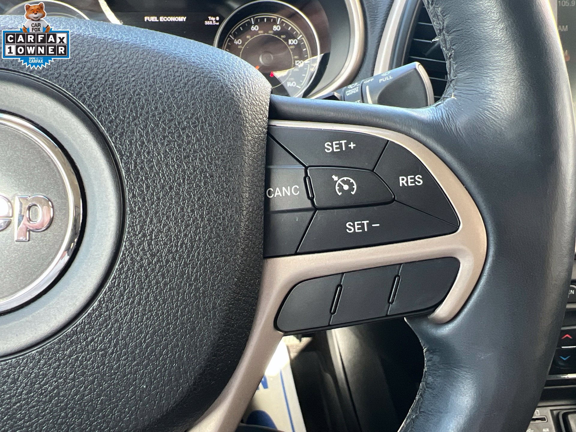 Used 2015 Jeep Cherokee Limited FWD image 23