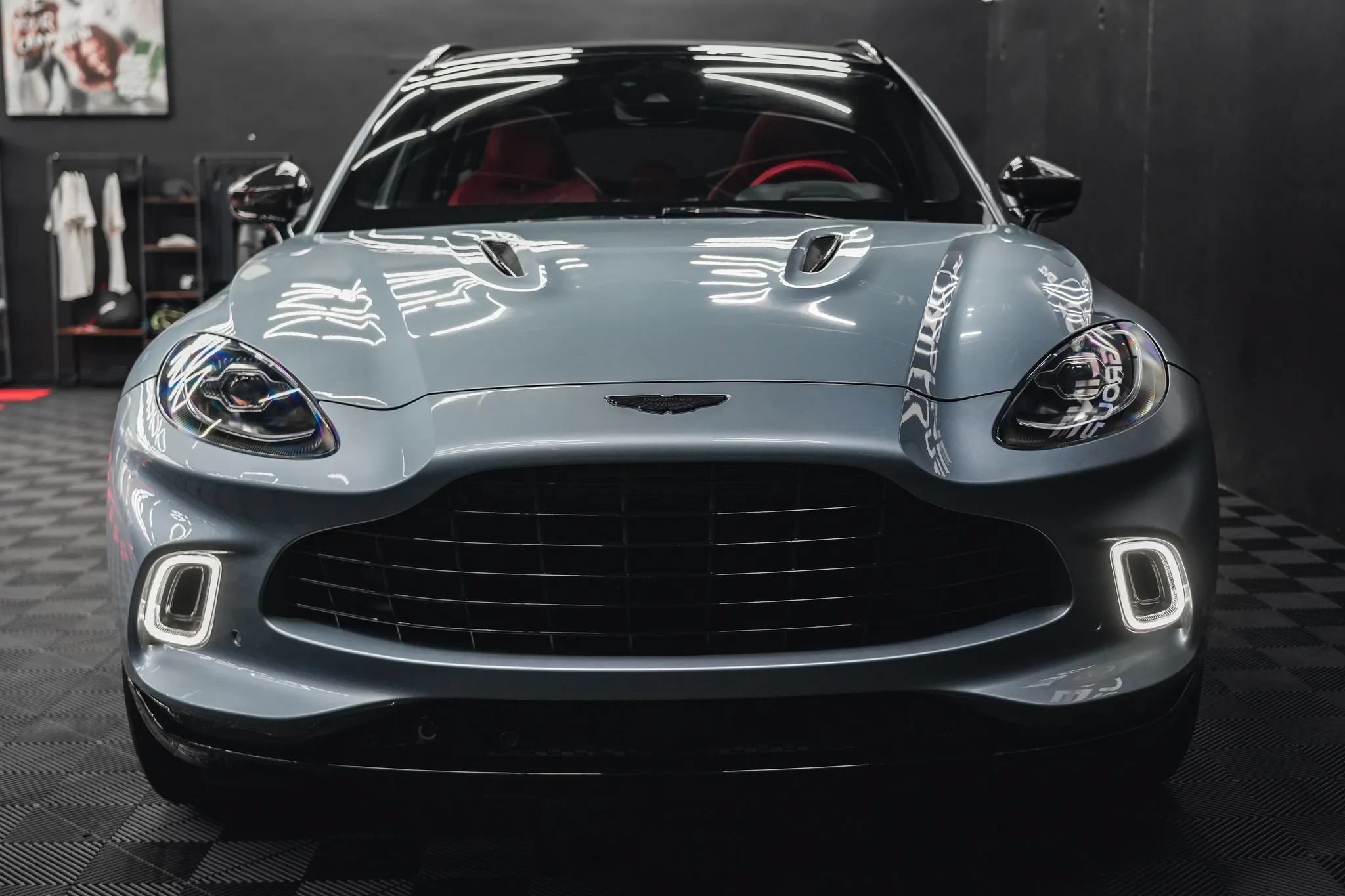 Used 2021 Aston Martin DBX AWD/4WD image 28