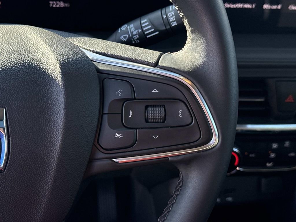 Certified 2025 Buick Encore GX Sport Touring image 25