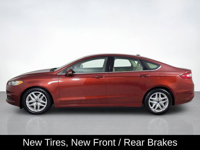 Used 2014 Ford Fusion SE image 6