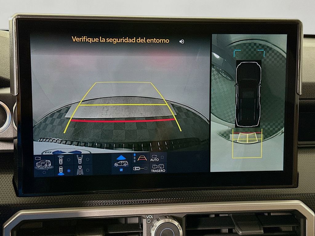 Used 2025 Toyota 4Runner Limited image 13