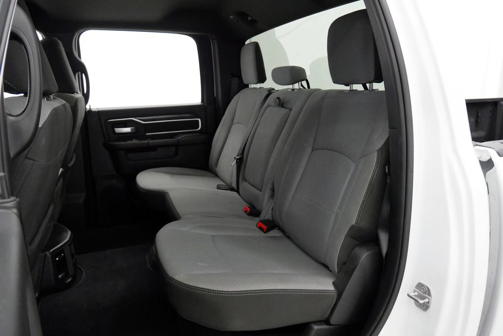 Used 2024 RAM 3500 Big Horn AWD/4WD image 19