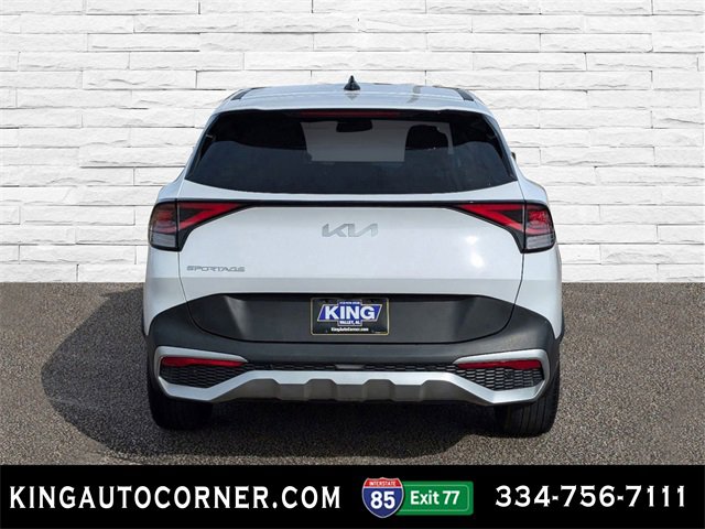 Used 2024 Kia Sportage EX image 6