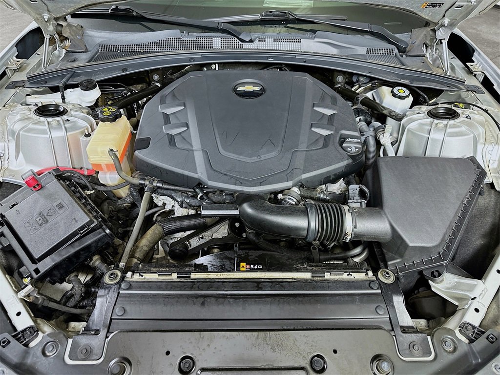 Used 2019 Chevrolet Camaro LT image 9