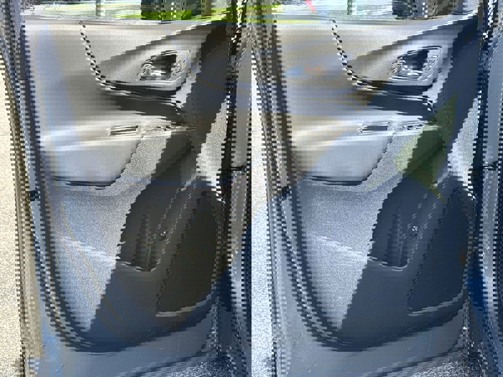 Used 2024 Chevrolet Equinox LT w/ LPO, Floor Liner Package image 14