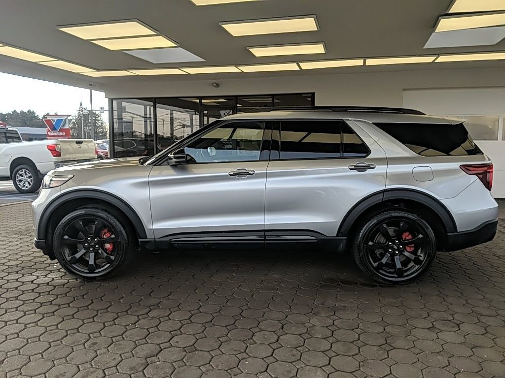 Certified 2022 Ford Explorer ST w/ Equipment Group 401A AWD/4WD image 10