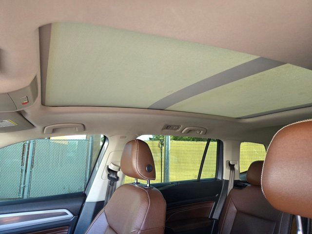 Used 2021 Volkswagen Atlas SEL R-Line image 14