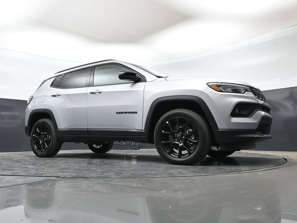 New 2026 Jeep Compass Latitude AWD/4WD image 38