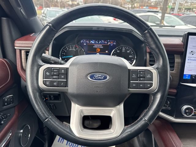 Used 2023 Ford Expedition Limited image 12