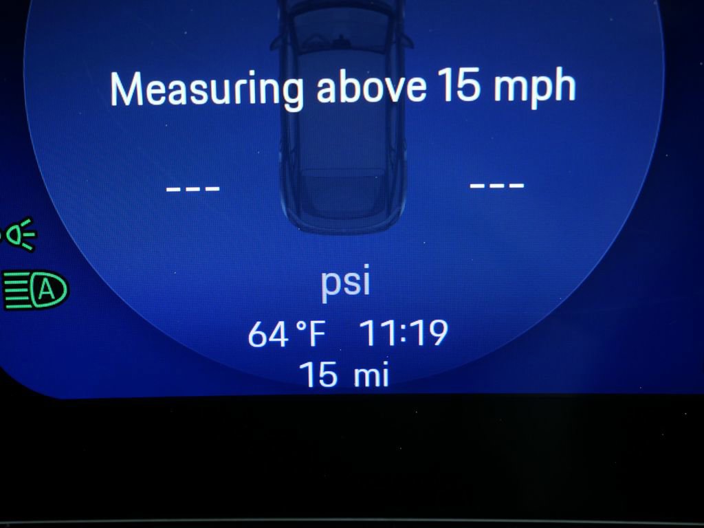 New 2026 Porsche Macan Electric image 8