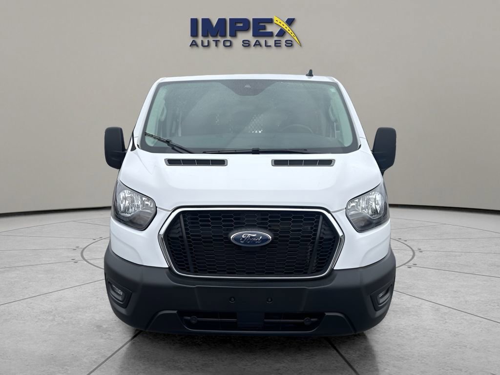 Used 2024 Ford Transit 250 Low Roof w/ Exterior Upgrade Package RWD image 8