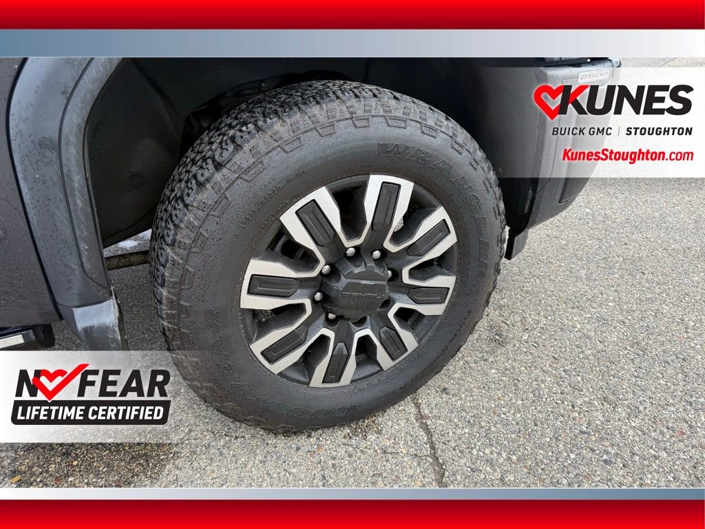 Used 2024 GMC Sierra 2500 Denali Ultimate AWD/4WD image 15