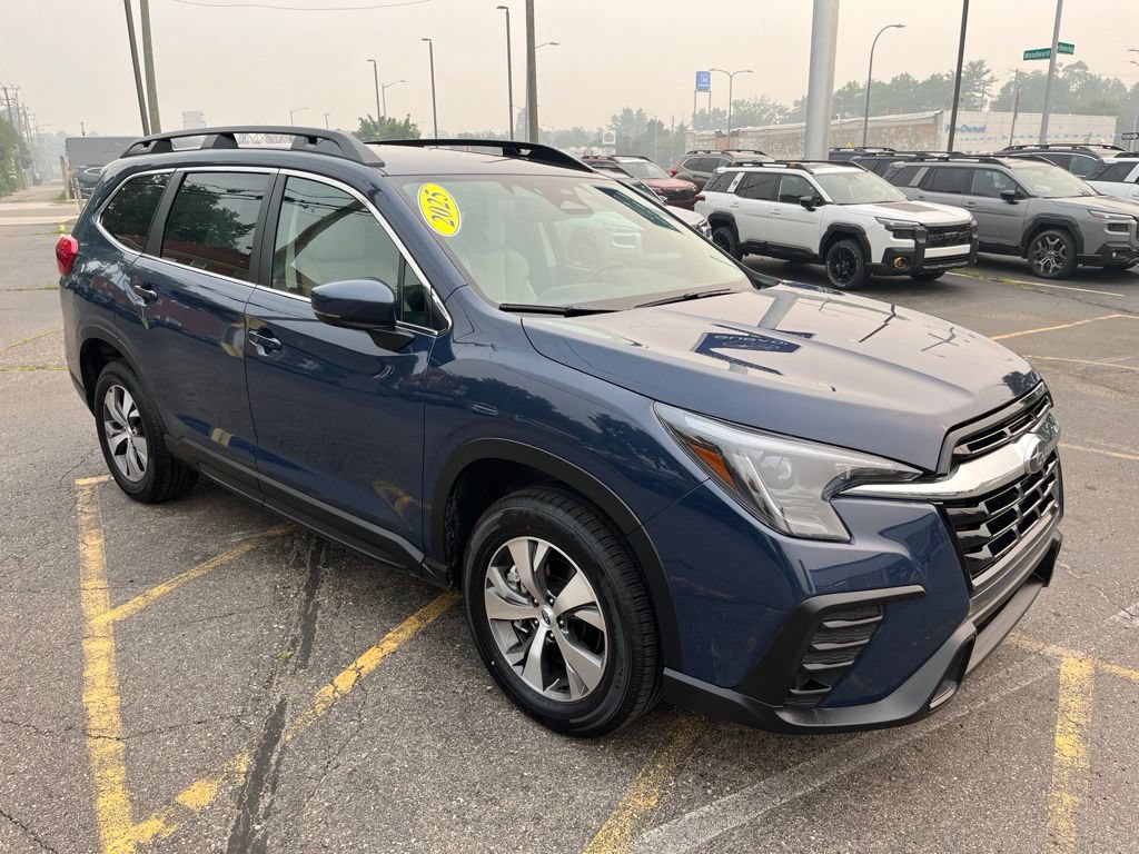 Certified 2025 Subaru Ascent Premium w/ Premium Package AWD/4WD image 3