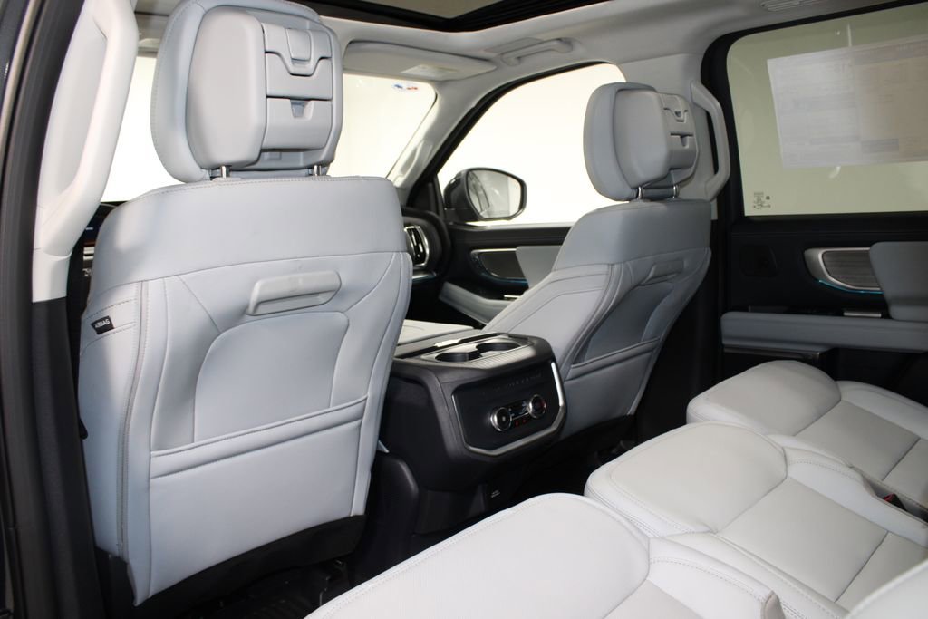 New 2026 Ford Expedition Max Platinum image 26