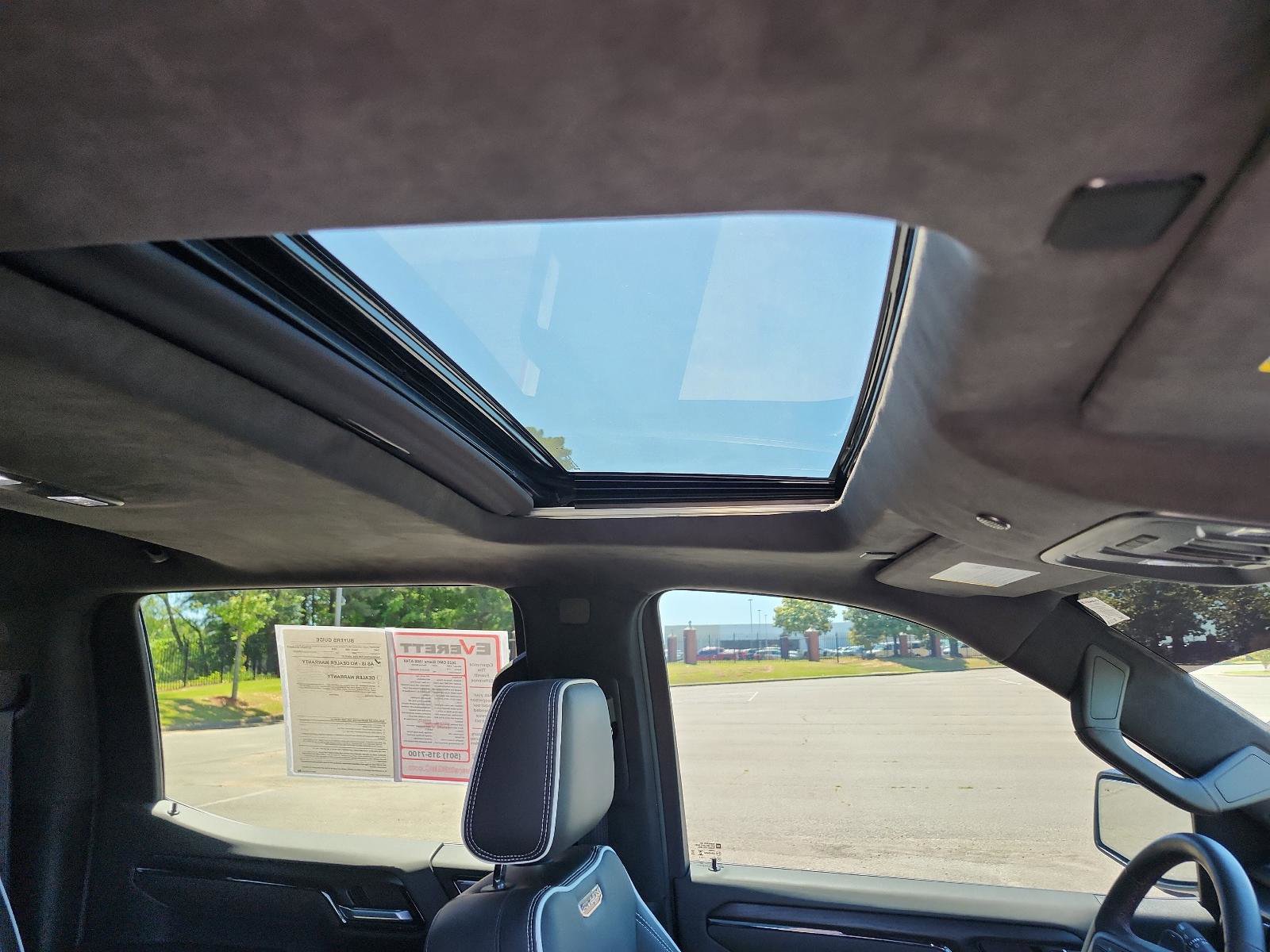 Used 2025 GMC Sierra 1500 AT4X AWD/4WD image 10