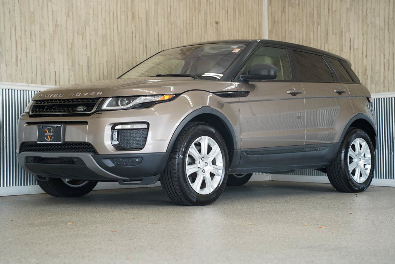 Used 2018 Land Rover Range Rover Evoque SE Premium AWD/4WD image 4