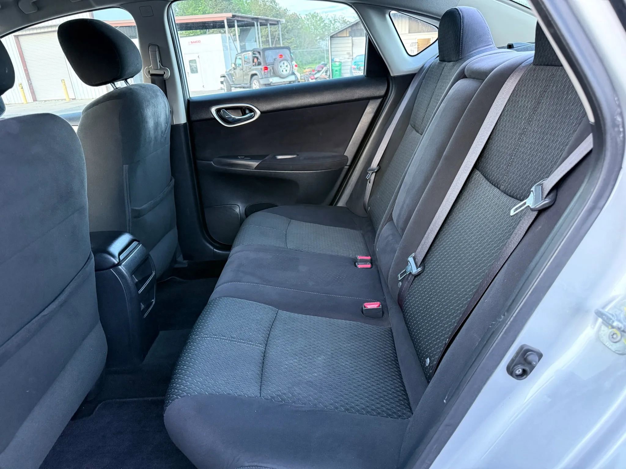 Used 2014 Nissan Sentra SR w/ SR Driver Package FWD image 21