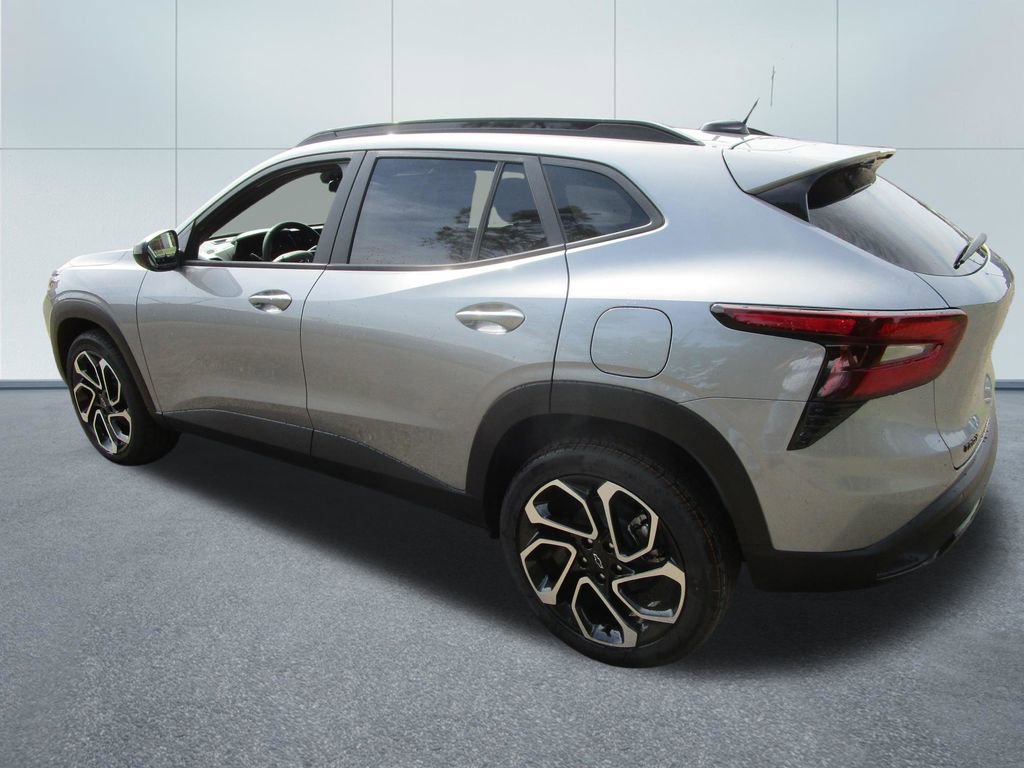 New 2026 Chevrolet Trax RS image 3