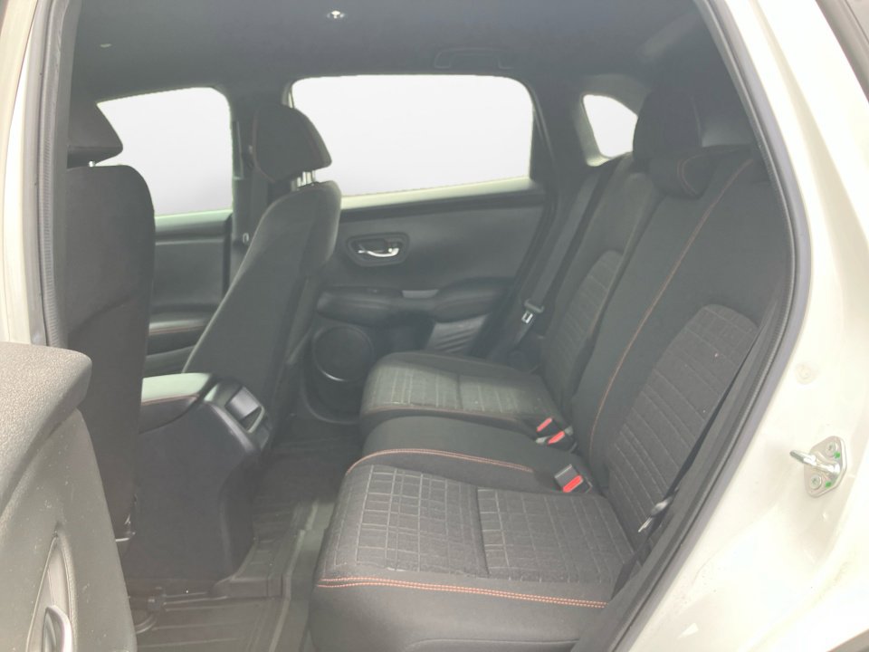 Used 2024 Honda HR-V Sport image 12