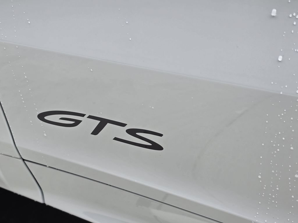 New 2026 Porsche Cayenne GTS AWD/4WD image 27