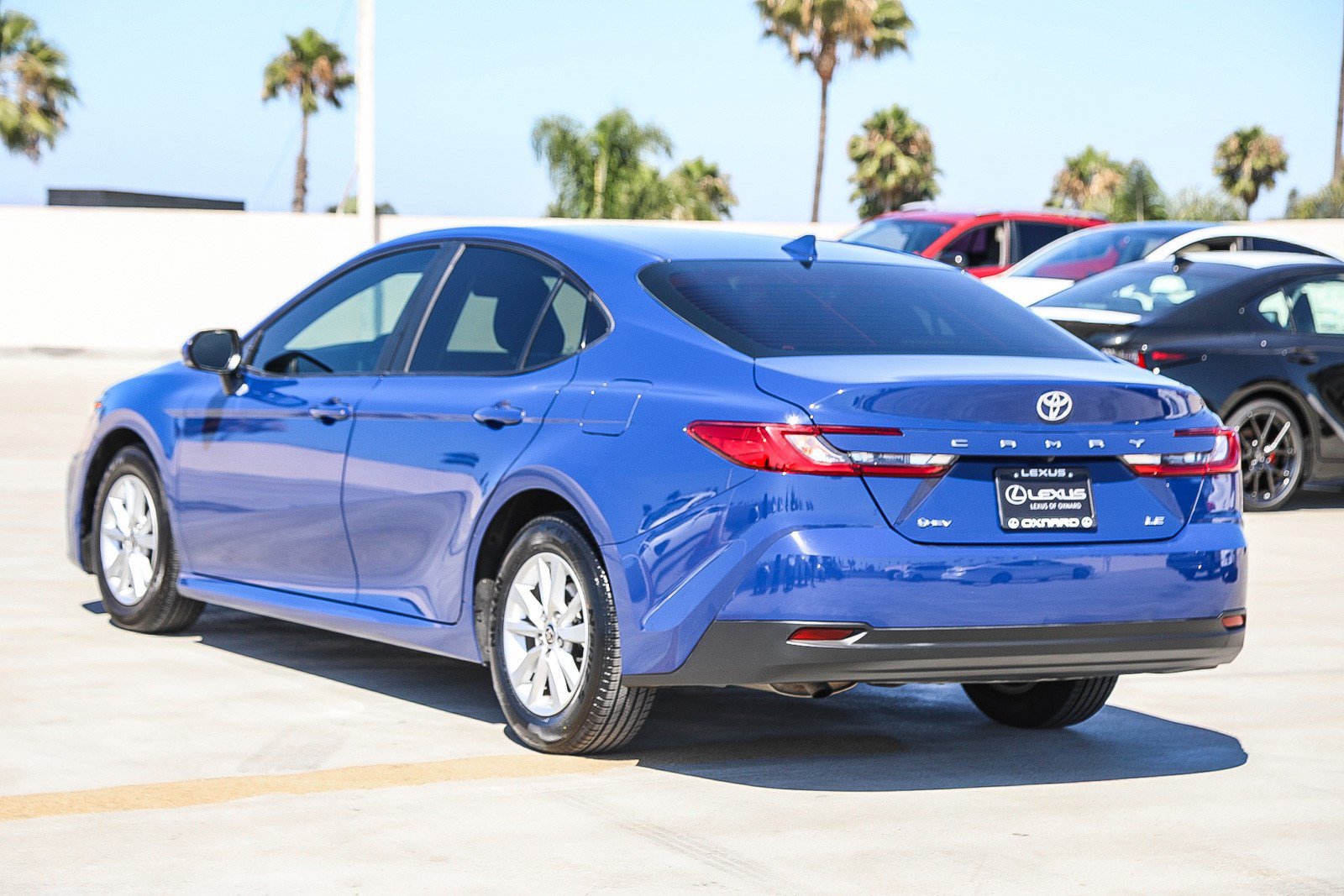 Used 2025 Toyota Camry LE FWD image 5
