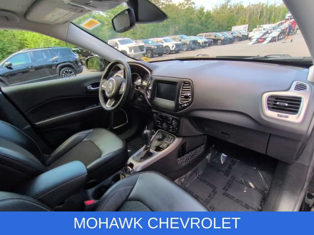 Used 2021 Jeep Compass Latitude w/ Convenience Group AWD/4WD image 26
