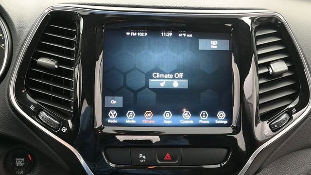 Used 2020 Jeep Cherokee Limited AWD/4WD image 20