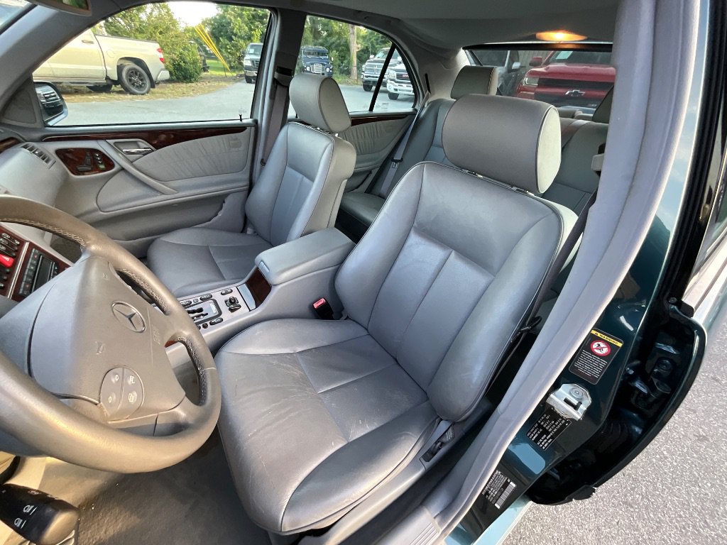 Used 2000 Mercedes-Benz E 430 Sedan image 11