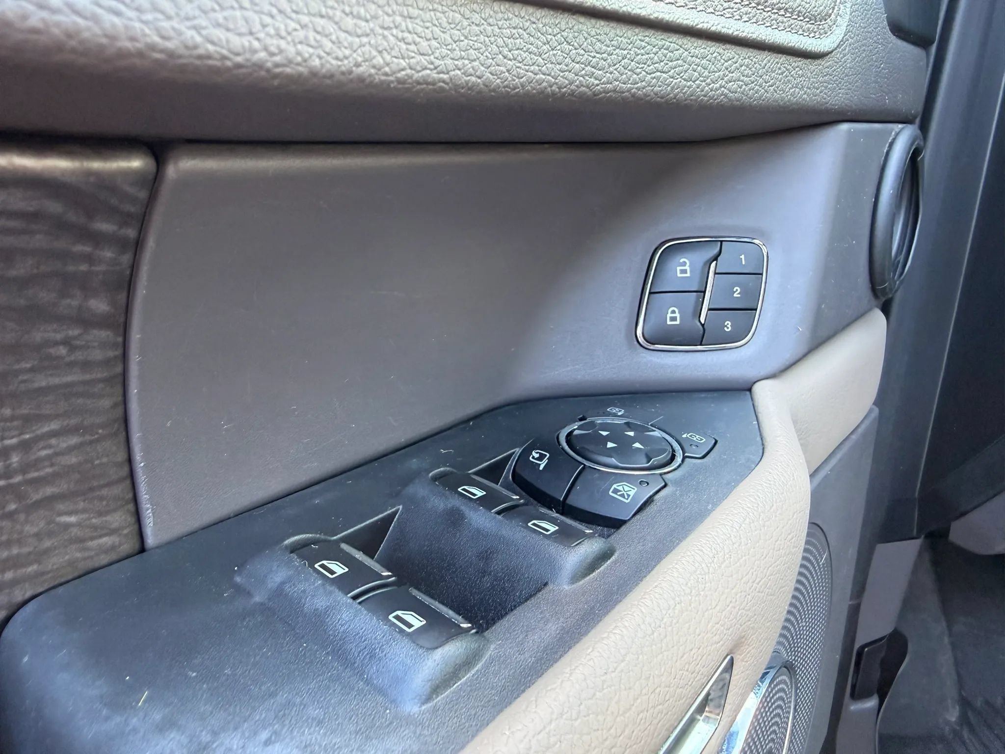 Used 2020 Ford Expedition Max Limited RWD image 41