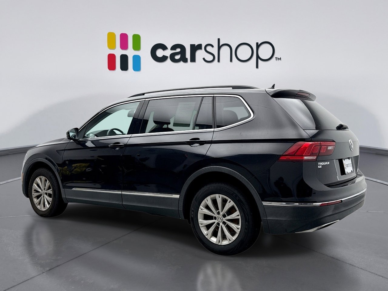Used 2018 Volkswagen Tiguan SE image 3