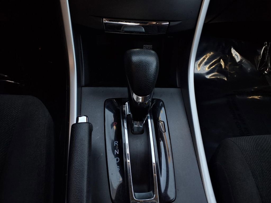 Used 2013 Honda Accord LX image 10