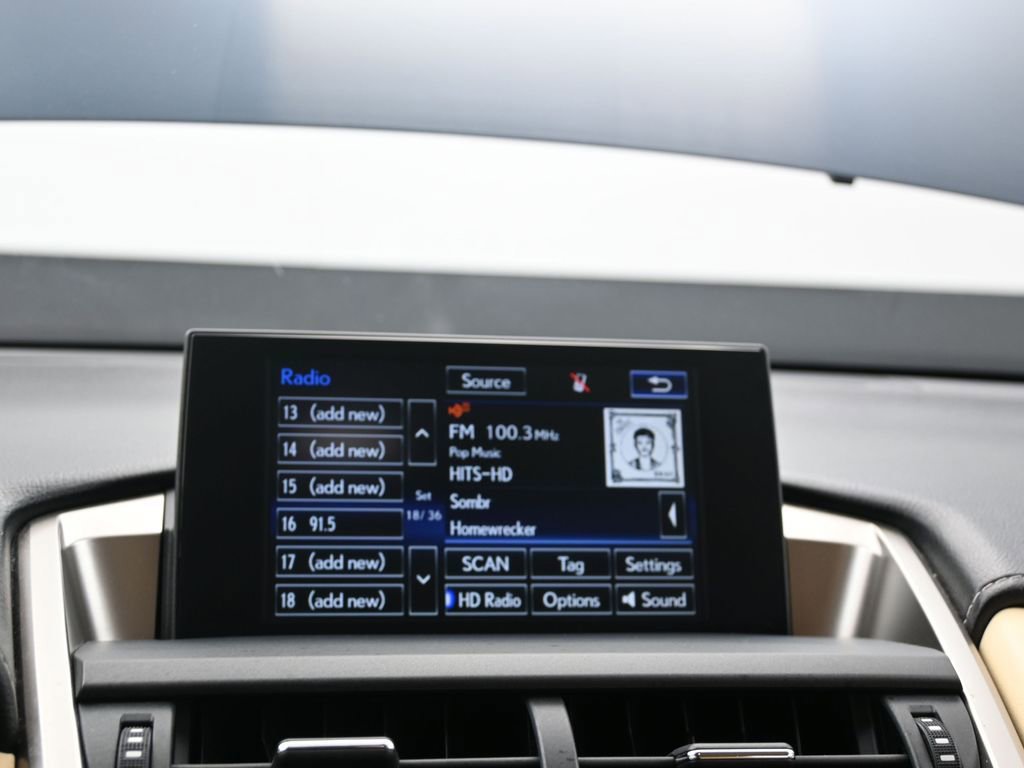 Used 2015 Lexus NX 300h FWD w/ Luxury Package image 15