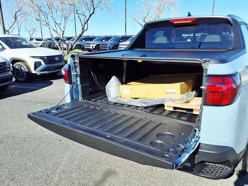 Certified 2025 Hyundai Santa Cruz SEL image 16