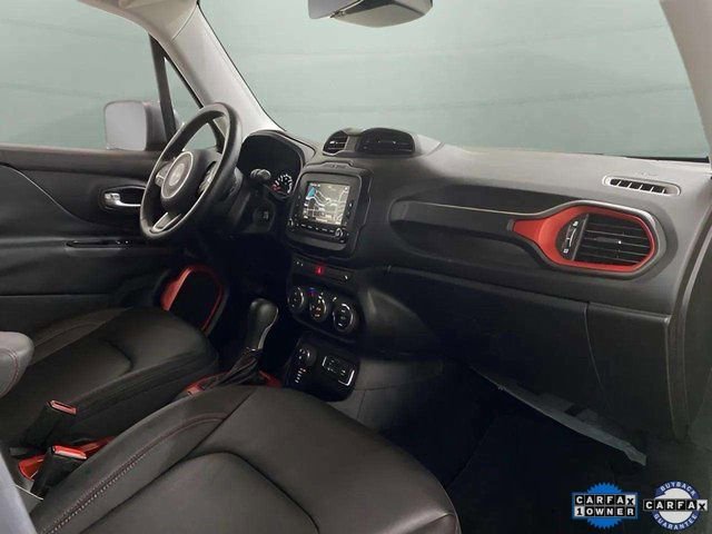 Used 2015 Jeep Renegade Trailhawk w/ Premium Leather Group image 77