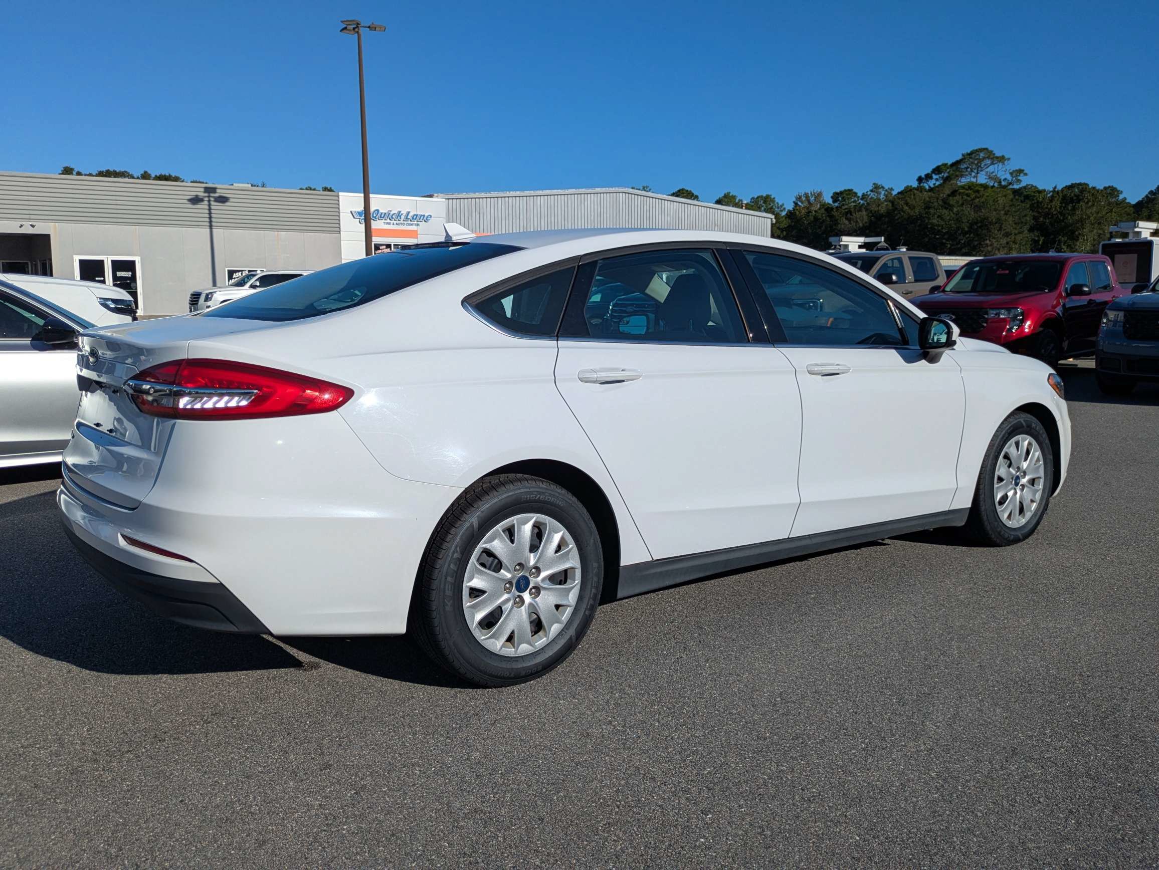 Used 2020 Ford Fusion S FWD image 4