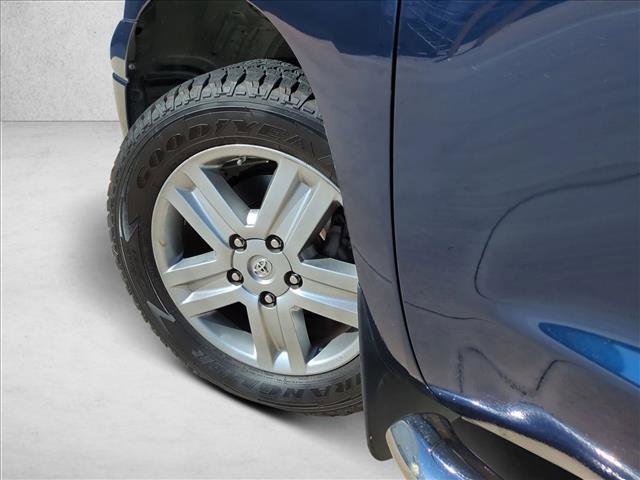 Used 2012 Toyota Tundra Limited w/ Memory Pkg AWD/4WD image 10