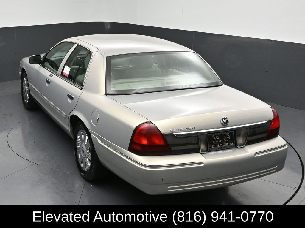 Used 2011 Mercury Grand Marquis LS RWD image 18