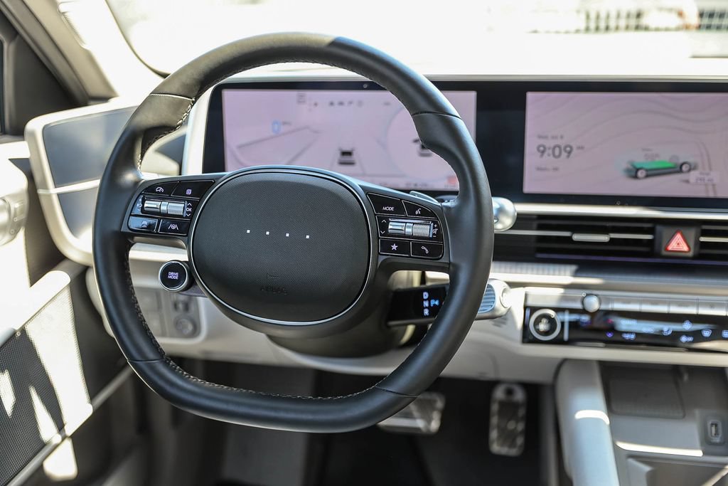 Certified 2024 Hyundai Ioniq 6 Limited RWD image 16