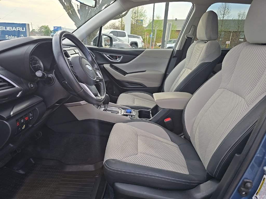 Used 2022 Subaru Forester Premium image 14