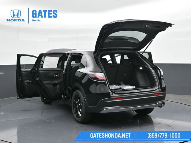 Certified 2025 Honda HR-V Sport image 56