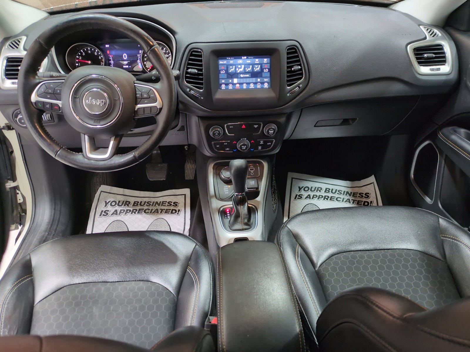 Used 2018 Jeep Compass Latitude w/ Popular Equipment Group AWD/4WD image 14
