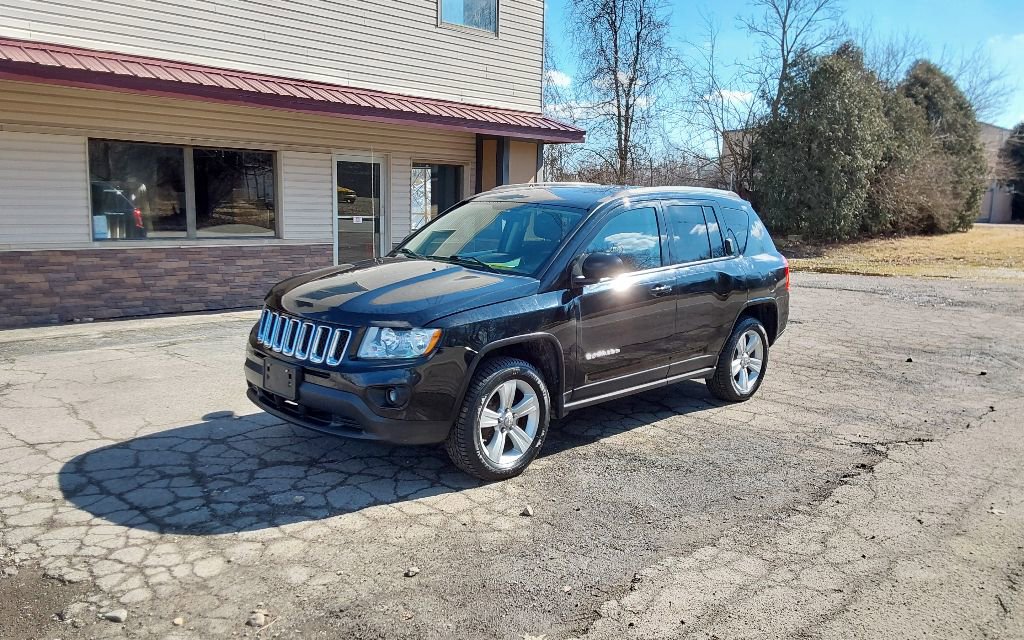 Used 2012 Jeep Compass Latitude image 2