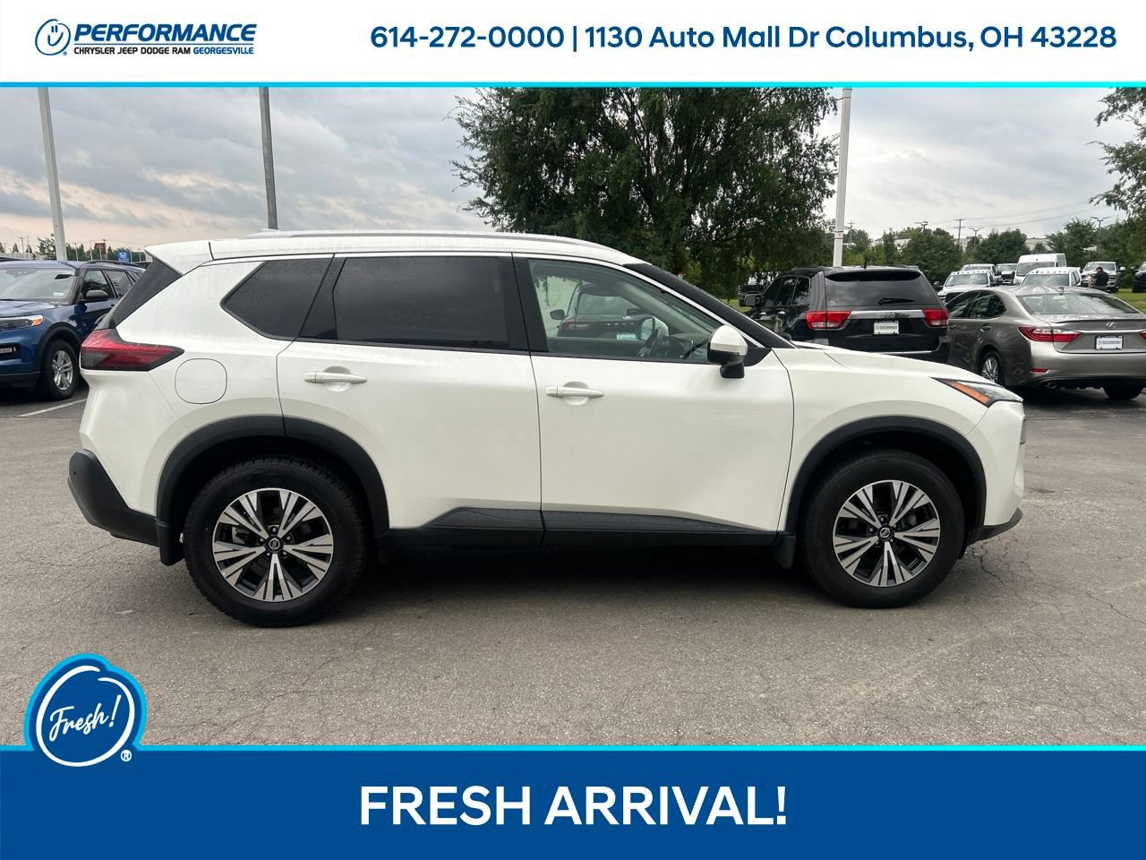Used 2021 Nissan Rogue SV AWD/4WD image 3