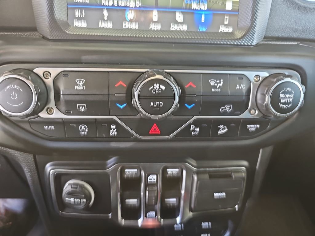 Used 2019 Jeep Wrangler Unlimited Sahara w/ Quick Order Package 24M Moab image 24