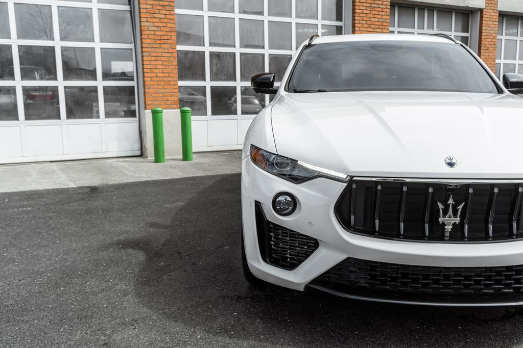 Used 2022 Maserati Levante GT image 41