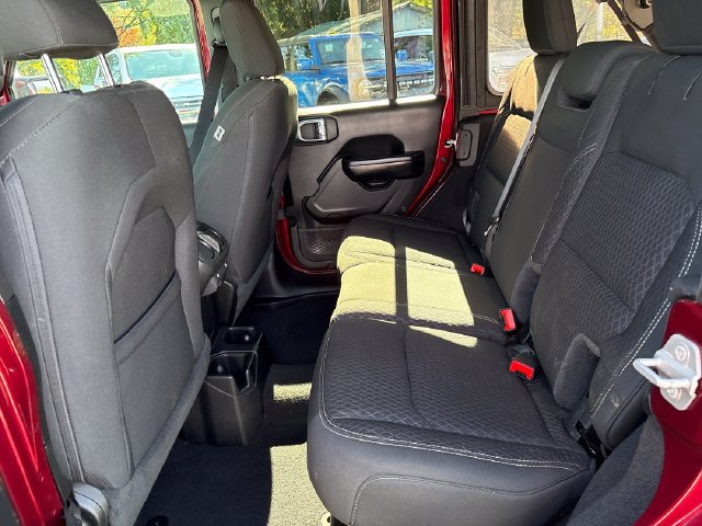 Used 2021 Jeep Wrangler Unlimited Sport AWD/4WD image 19