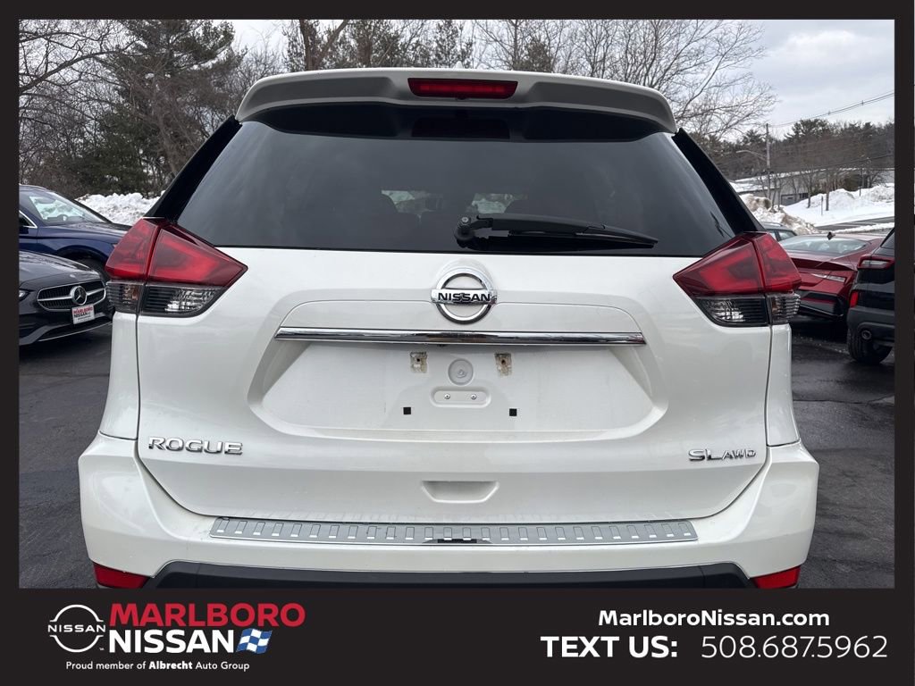 Certified 2018 Nissan Rogue SL w/ Premium Package image 6