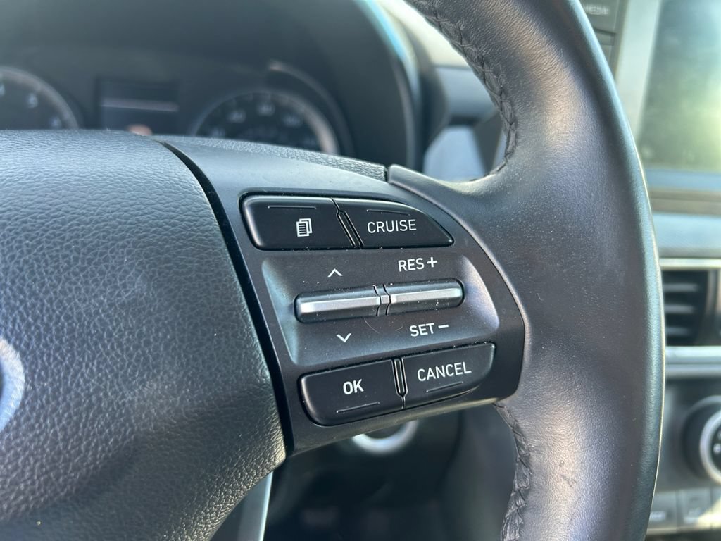 Used 2021 Hyundai Kona SEL w/ Cargo Package FWD image 16