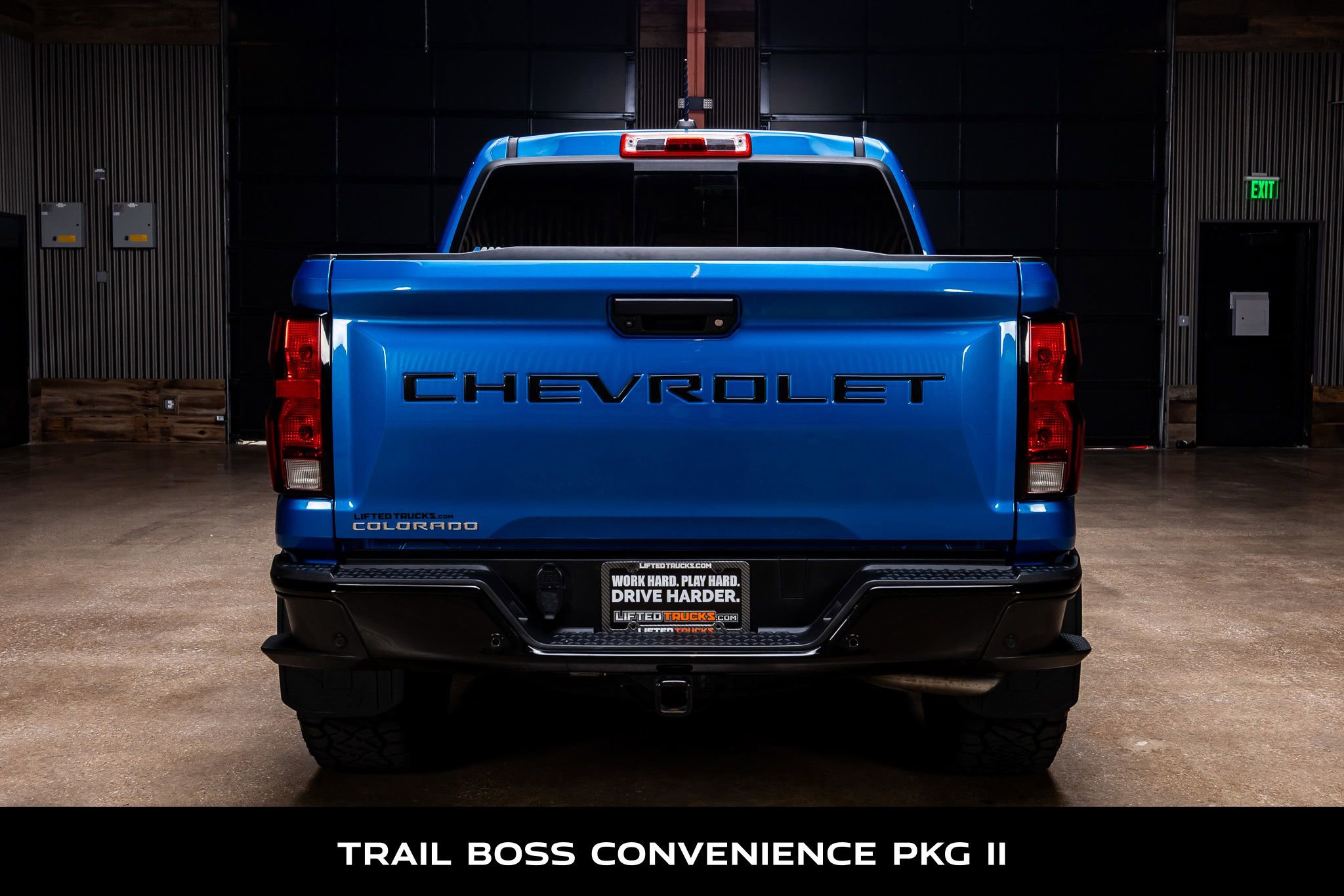 Used 2024 Chevrolet Colorado Trail Boss w/ Technology Package AWD/4WD image 8