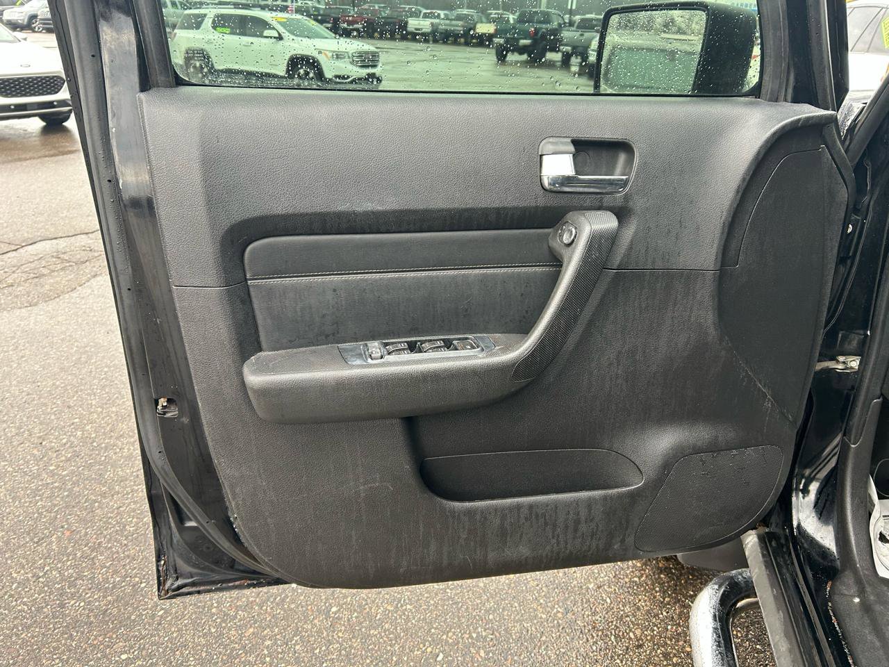 Used 2007 HUMMER H3 Adventure image 14